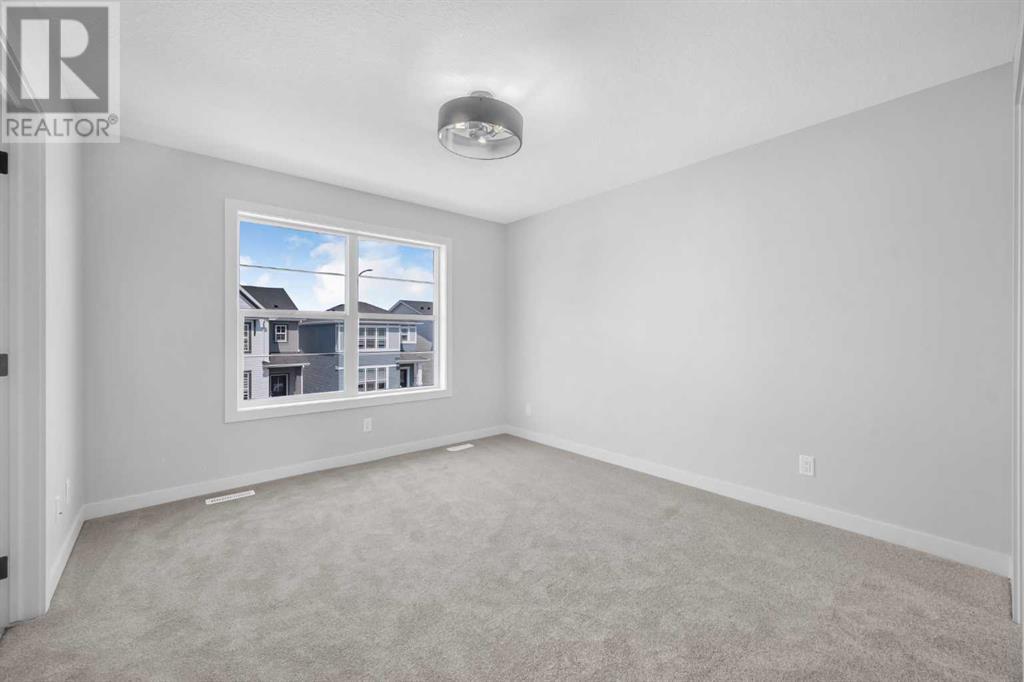 Photo 17 of 27 Amblefield Avenue Nw, Calgary AB