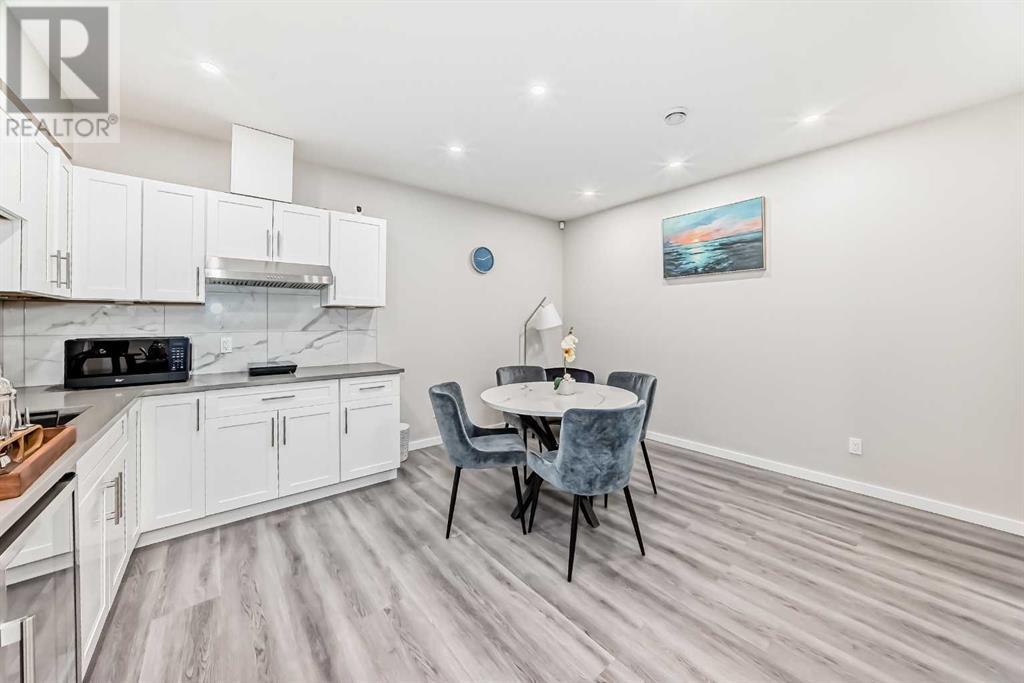 Single Family House for Sale in  Evansborough Road NW Evanston Calgary 