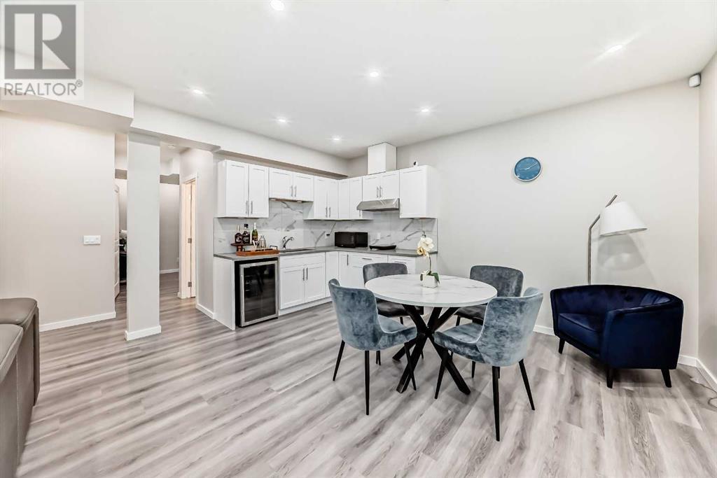 Single Family House for Sale in  Evansborough Road NW Evanston Calgary 