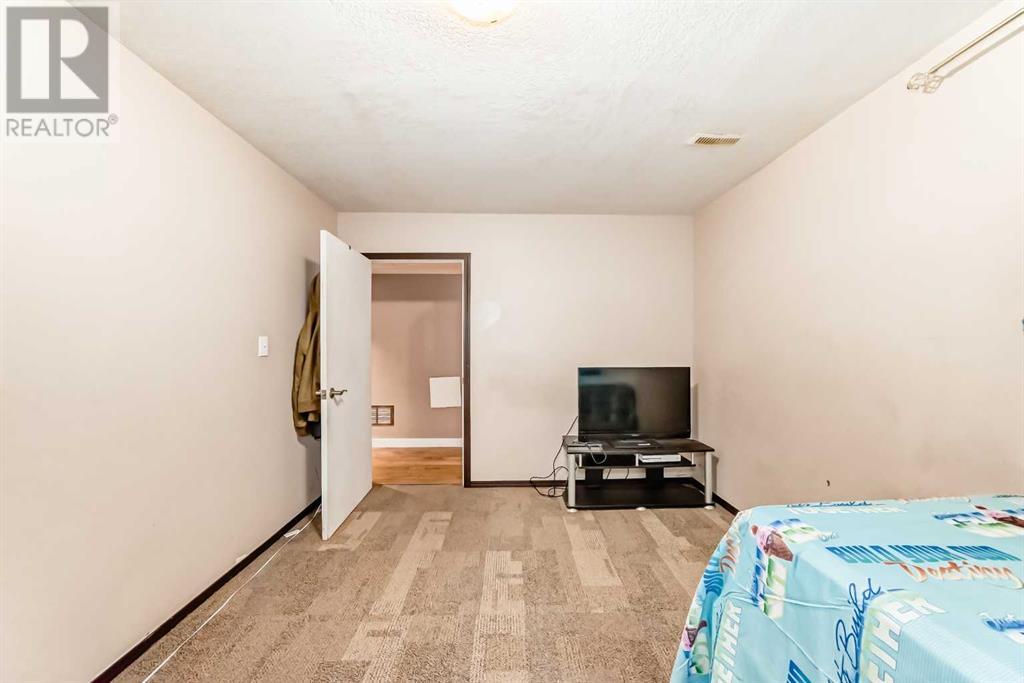 Single Family House Bungalow for Sale in   Avenue NE Whitehorn Calgary 