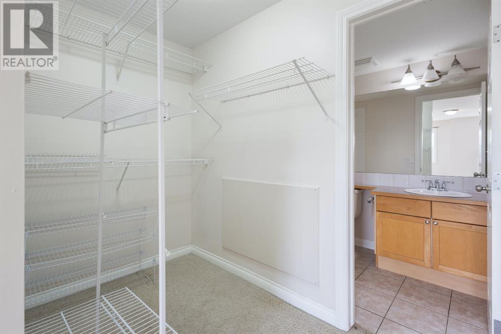 Single Family House for Sale in    Avenue NE Crescent Heights Calgary 