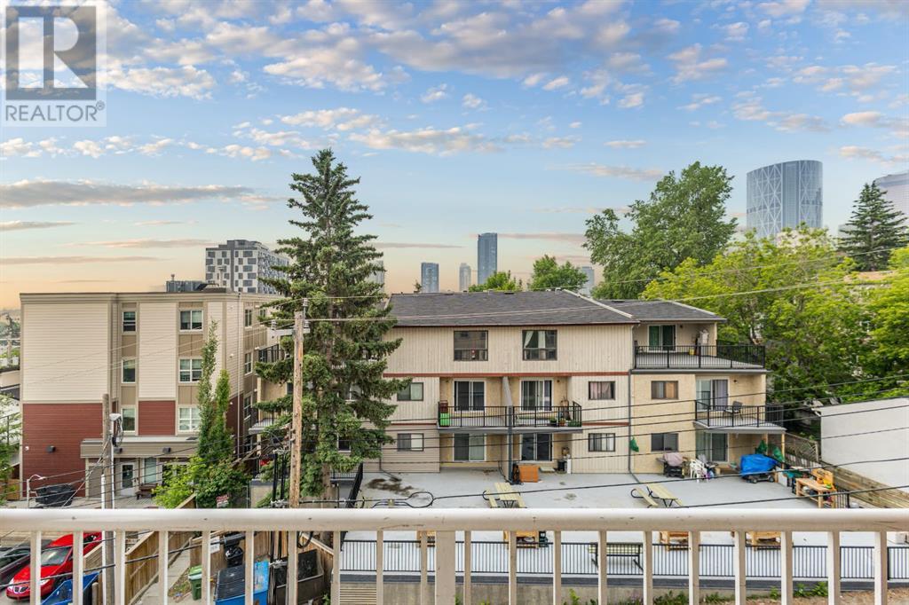 Single Family House for Sale in    Avenue NE Crescent Heights Calgary 