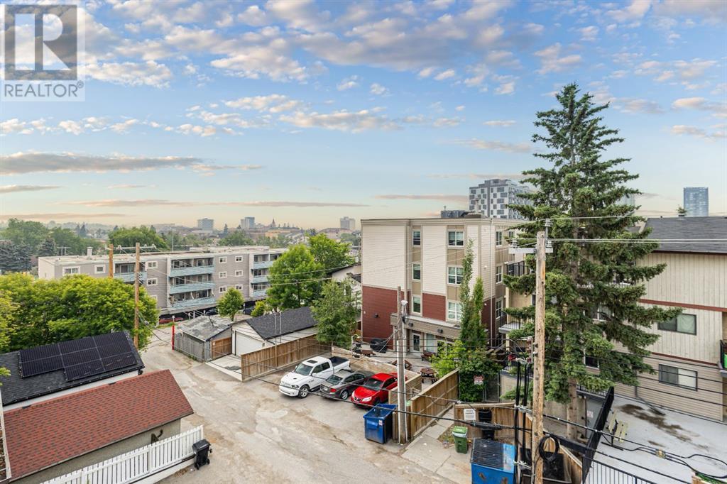 Single Family House for Sale in    Avenue NE Crescent Heights Calgary 