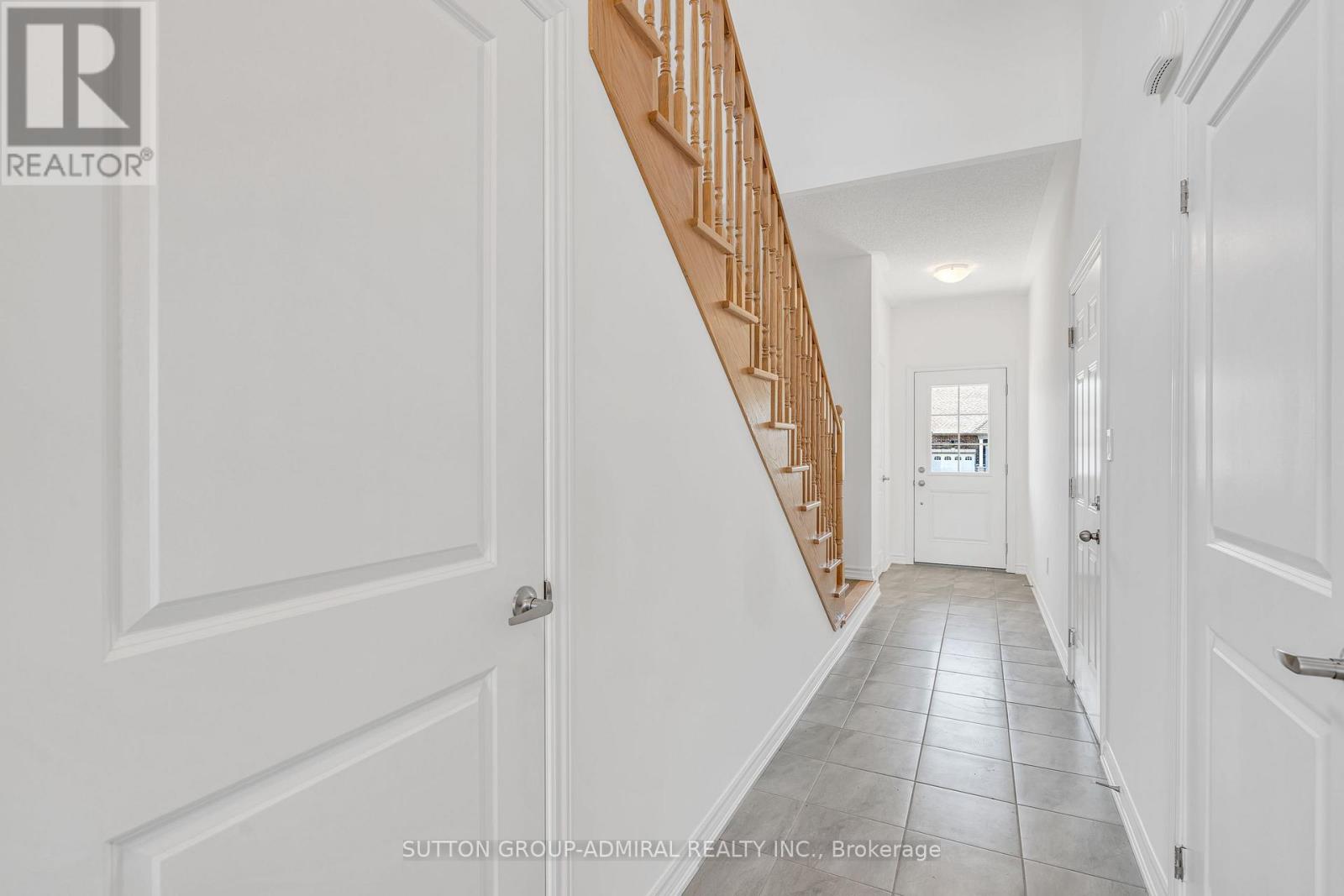 Photo 22 of 32 Hillcroft Way, Kawartha Lakes ON