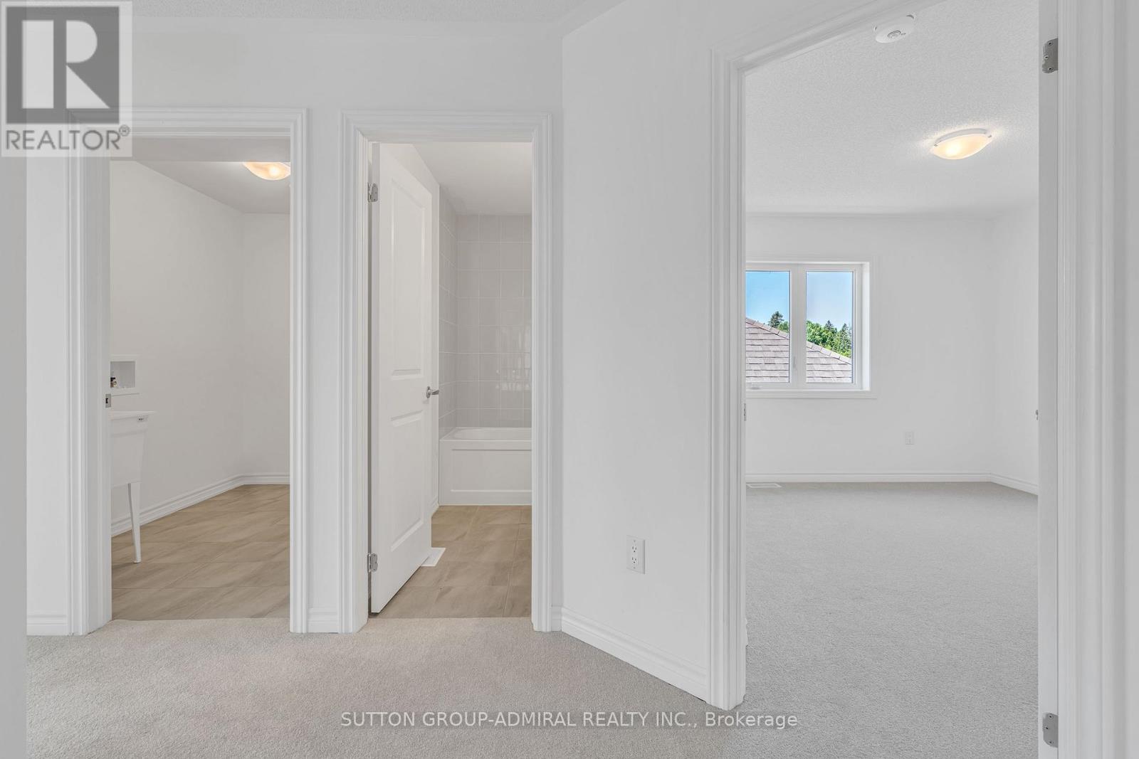 Photo 19 of 32 Hillcroft Way, Kawartha Lakes ON