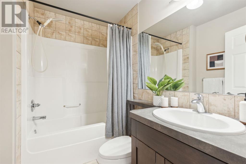 Single Family House for Sale in  Evansbrooke Point NW Evanston Calgary 