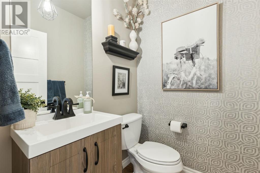 Single Family House for Sale in  Evansbrooke Point NW Evanston Calgary 
