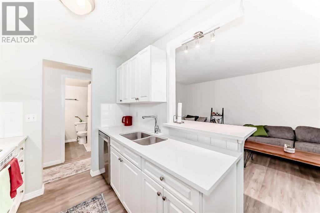 Single Family House for Sale in    Avenue SW Beltline Calgary 