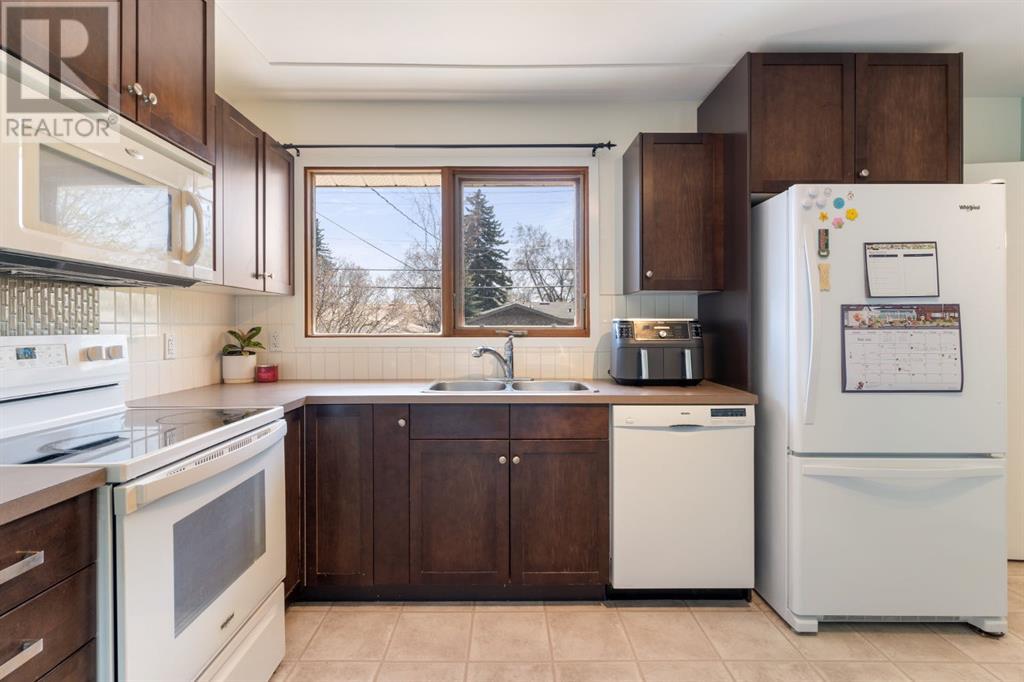 Single Family House Bungalow for Sale in  Fairview Crescent SE Fairview Calgary 