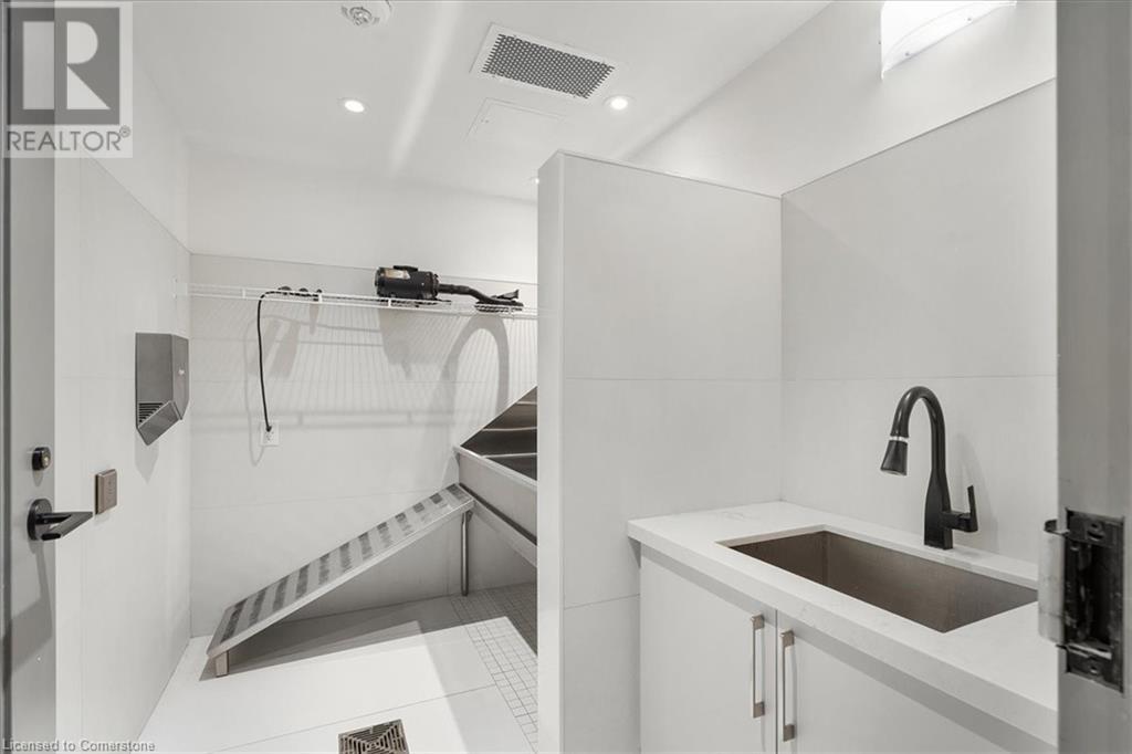 Photo 26 of 2450 Old Bronte Road Unit 706, Oakville ON
