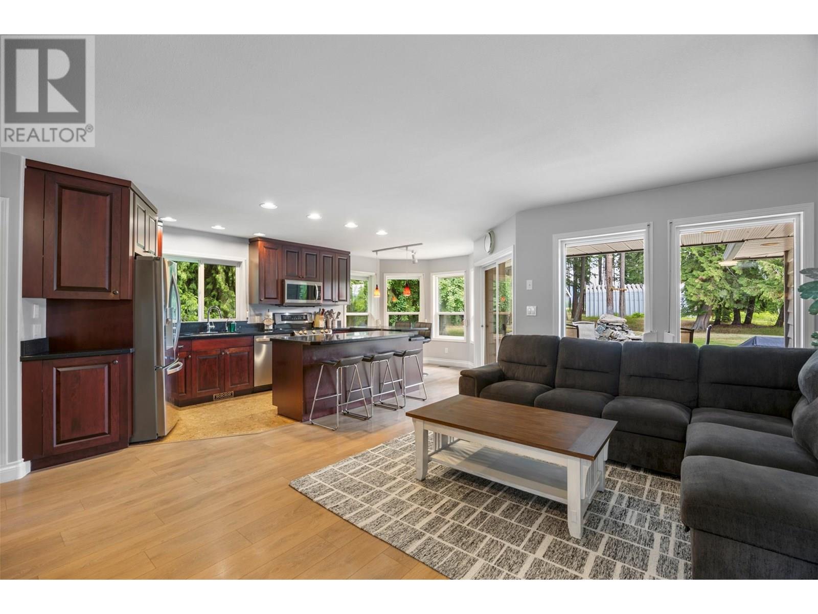 Photo 14 of 3789 Zinck Road, Scotch Creek BC