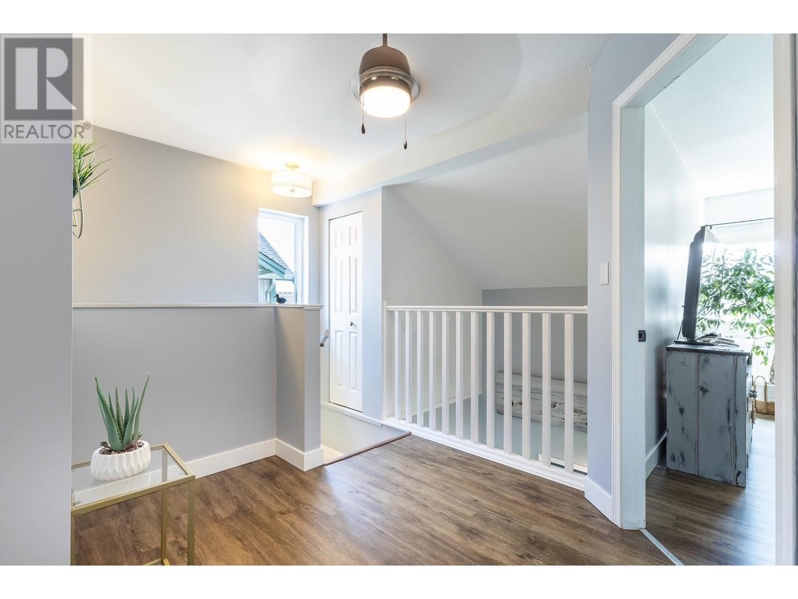 53 735 PARK ROAD, Gibsons