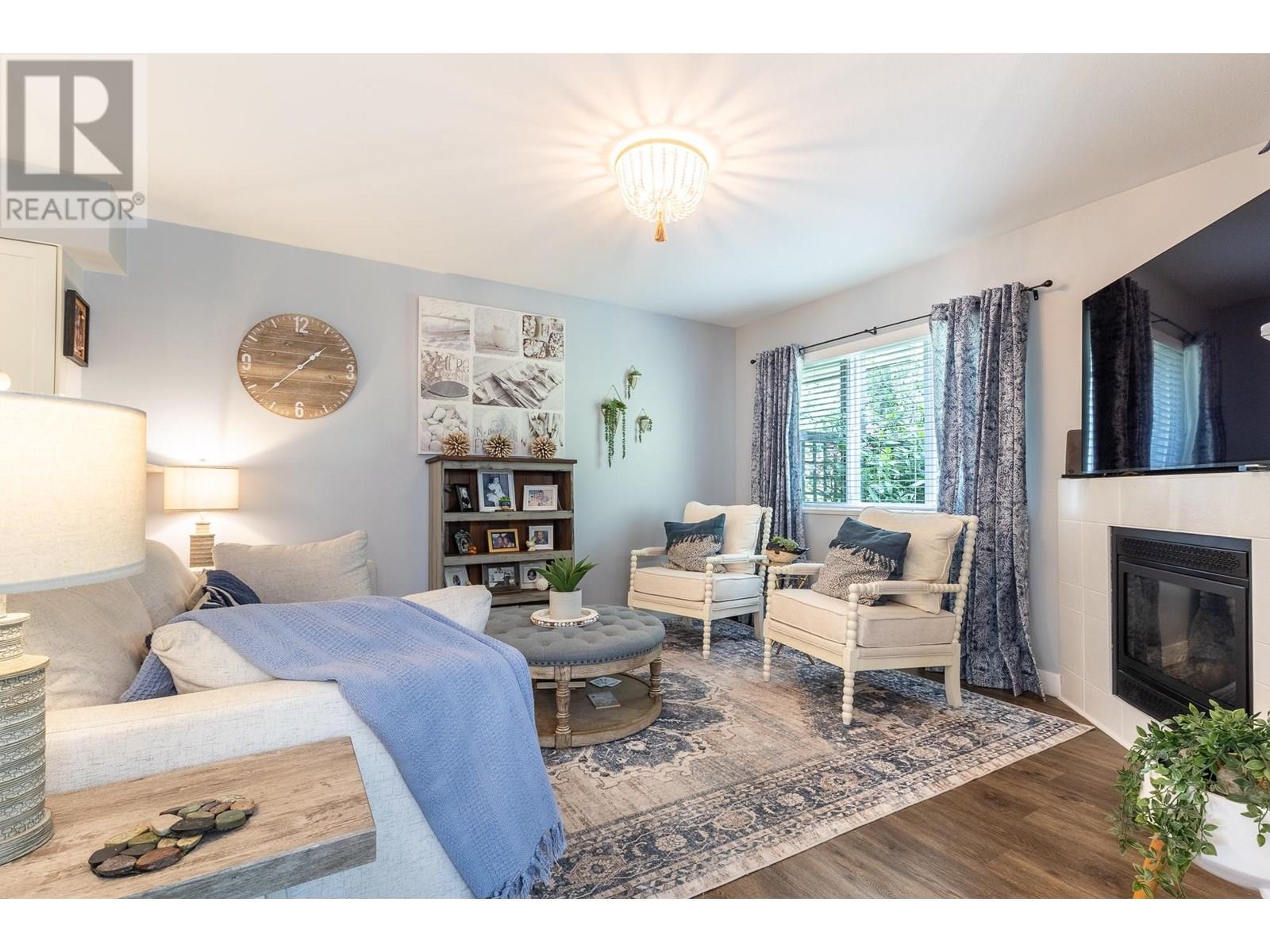 53 735 PARK ROAD, Gibsons
