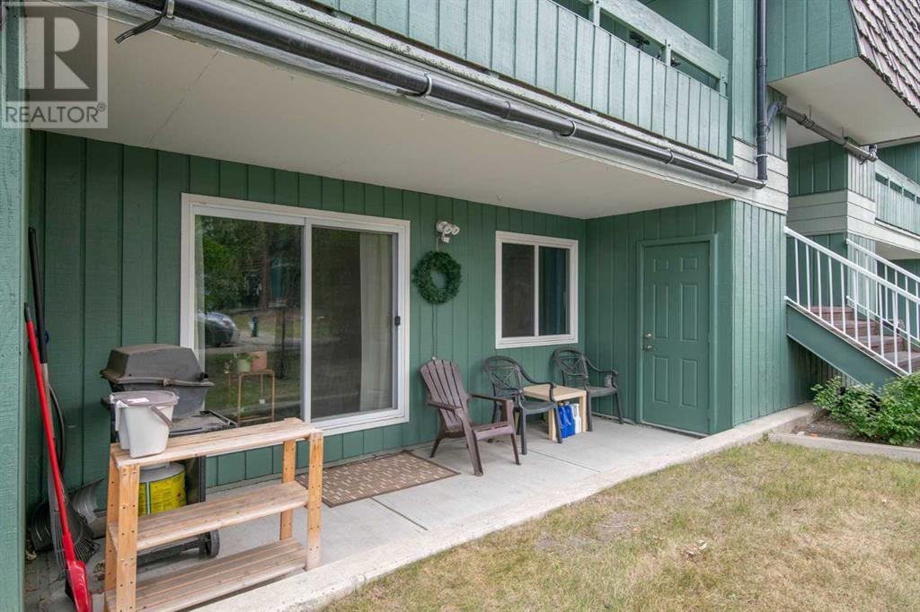 Single Family House for Sale in   Southampton Drive SW Southwood Calgary 