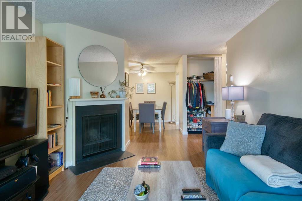 Single Family House for Sale in   Southampton Drive SW Southwood Calgary 