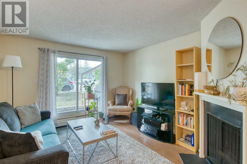 Single Family House for Sale in   Southampton Drive SW Southwood Calgary 