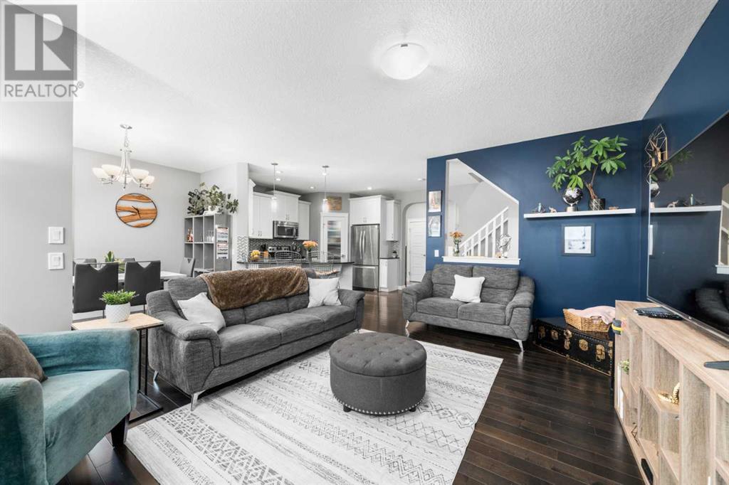 37 Evansglen Mews NW, Calgary, Alberta