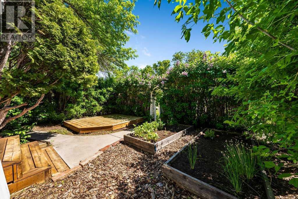 Single Family House Bungalow for Sale in   Avenue NW Capitol Hill Calgary 