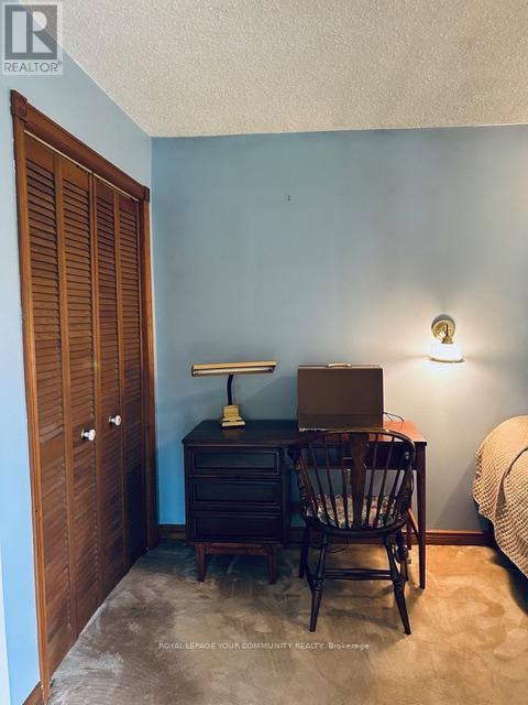 Photo 7 of 41 Pineway Avenue, Georgina ON