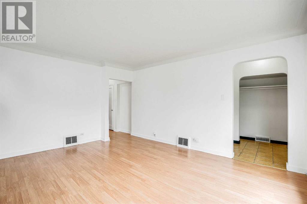Single Family House Bungalow for Sale in   Avenue NE Winston Heights/Mountview Calgary 