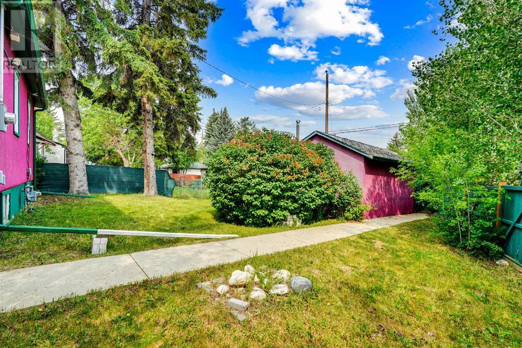 Single Family House Bungalow for Sale in   Avenue NE Winston Heights/Mountview Calgary 
