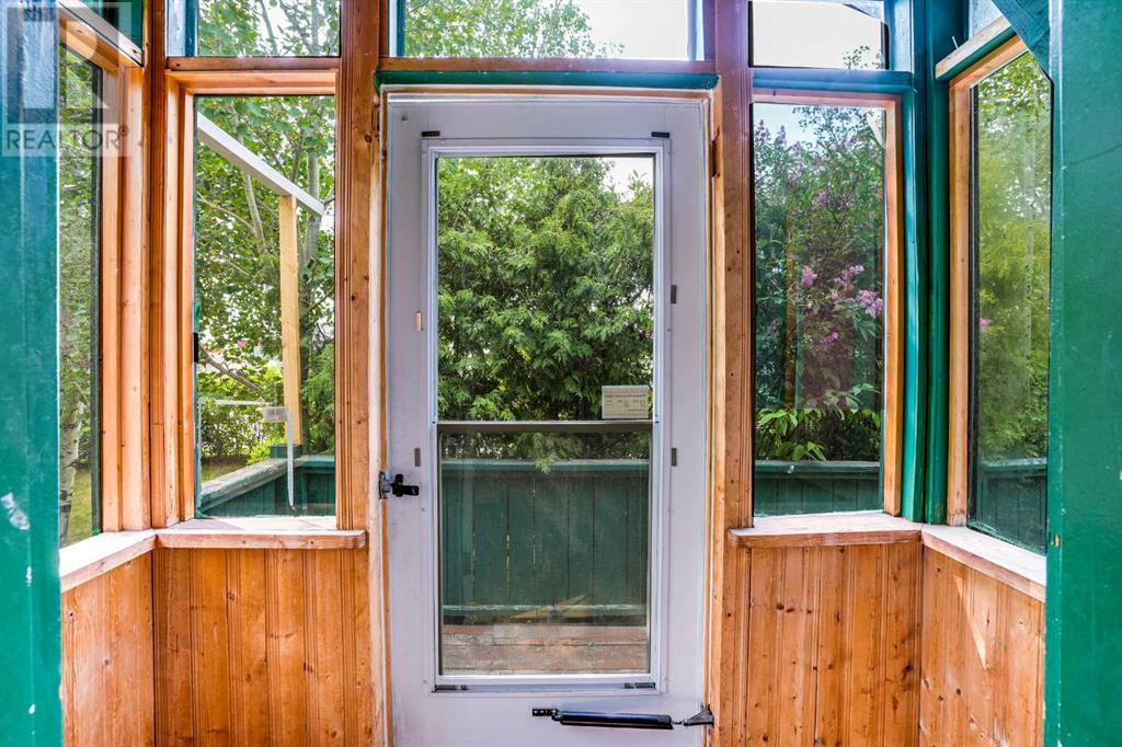 Single Family House Bungalow for Sale in   Avenue NE Winston Heights/Mountview Calgary 