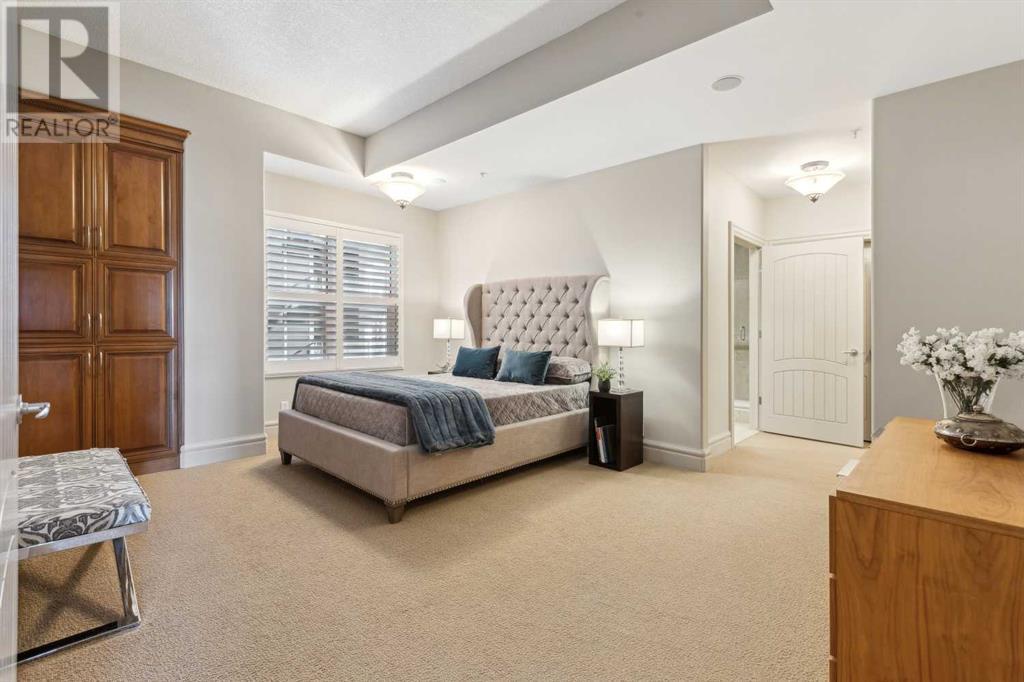 Single Family House for Sale in    Street SW Eau Claire Calgary 