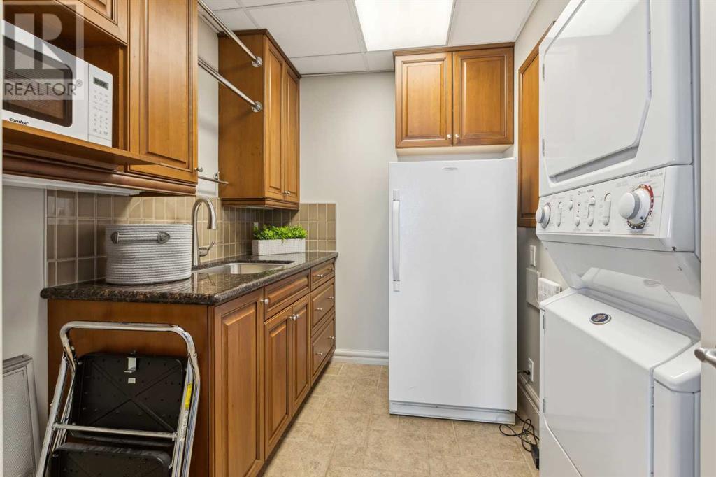 Single Family House for Sale in    Street SW Eau Claire Calgary 