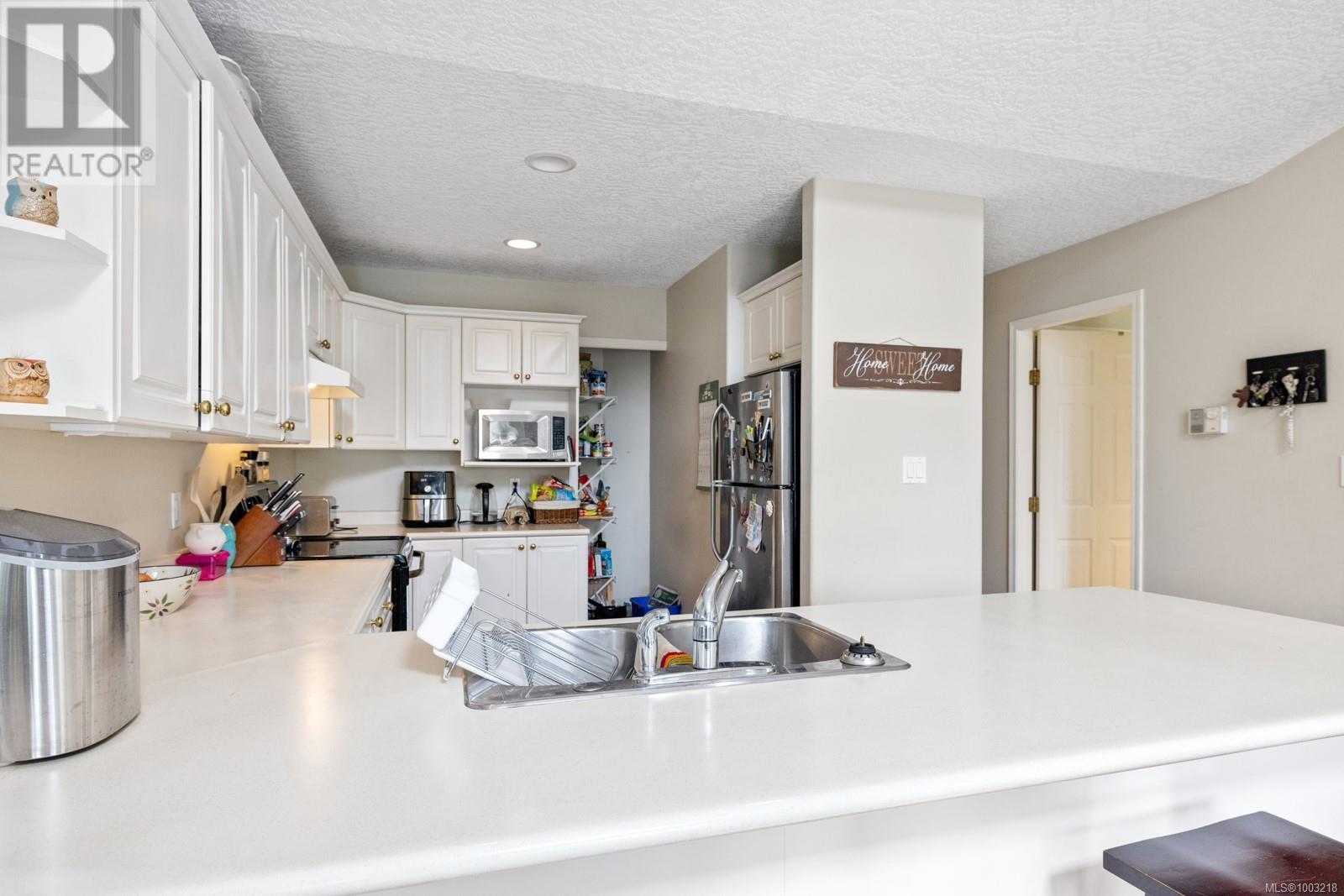 Photo 11 of 3166 Golab Pl, Duncan BC