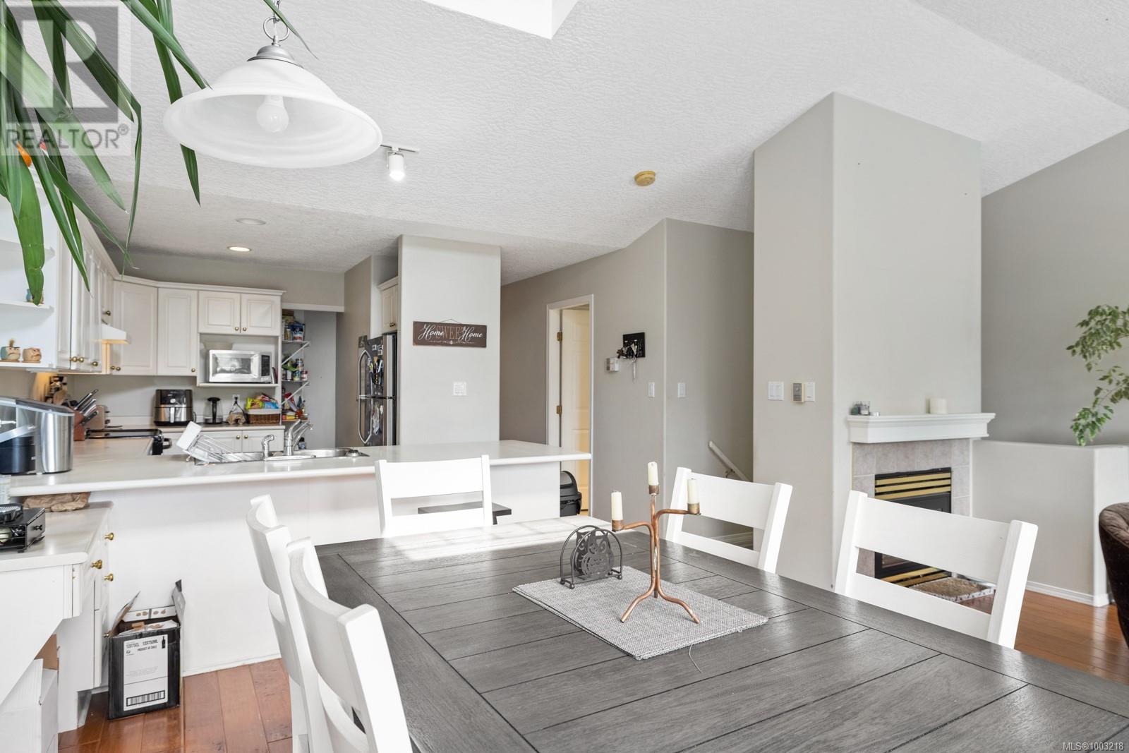 Photo 9 of 3166 Golab Pl, Duncan BC
