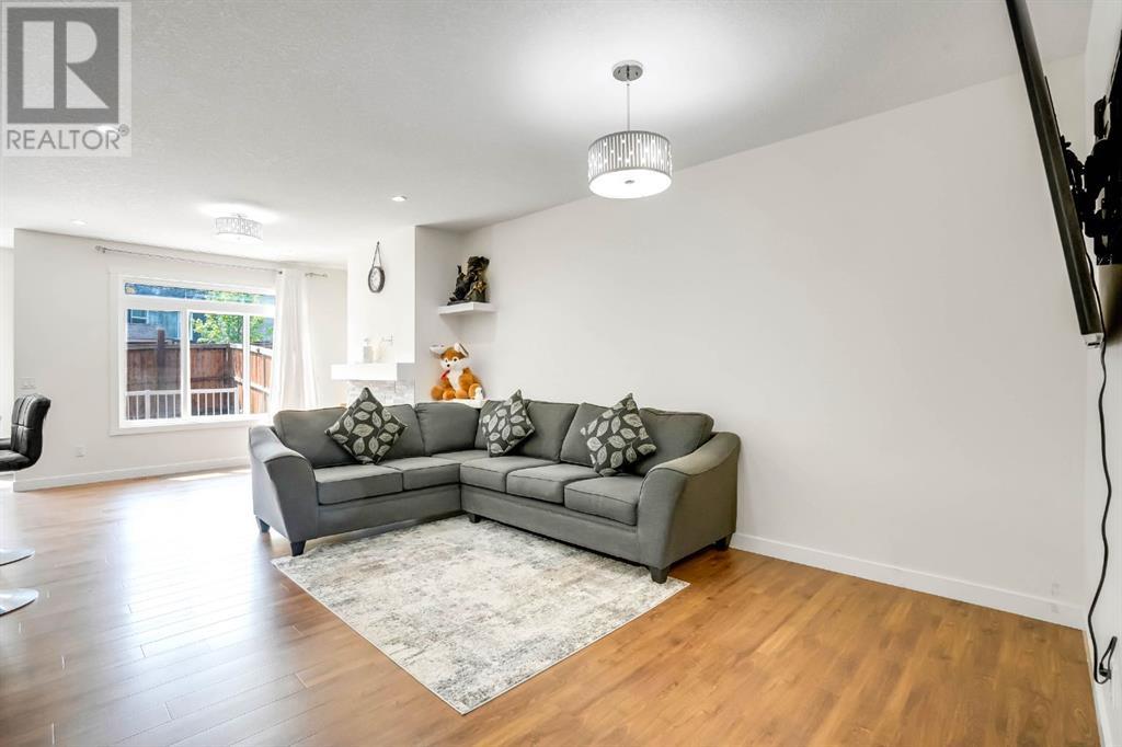 Single Family House for Sale in  Nolanhurst Crescent NW Nolan Hill Calgary 
