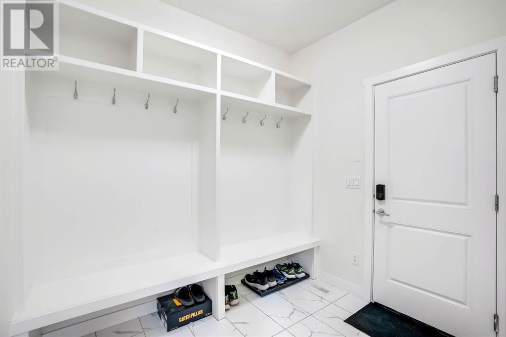 Single Family House for Sale in  Nolanhurst Crescent NW Nolan Hill Calgary 