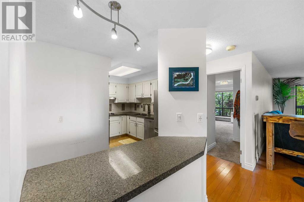 Single Family House for Sale in   Meredith Road NE Crescent Heights Calgary 