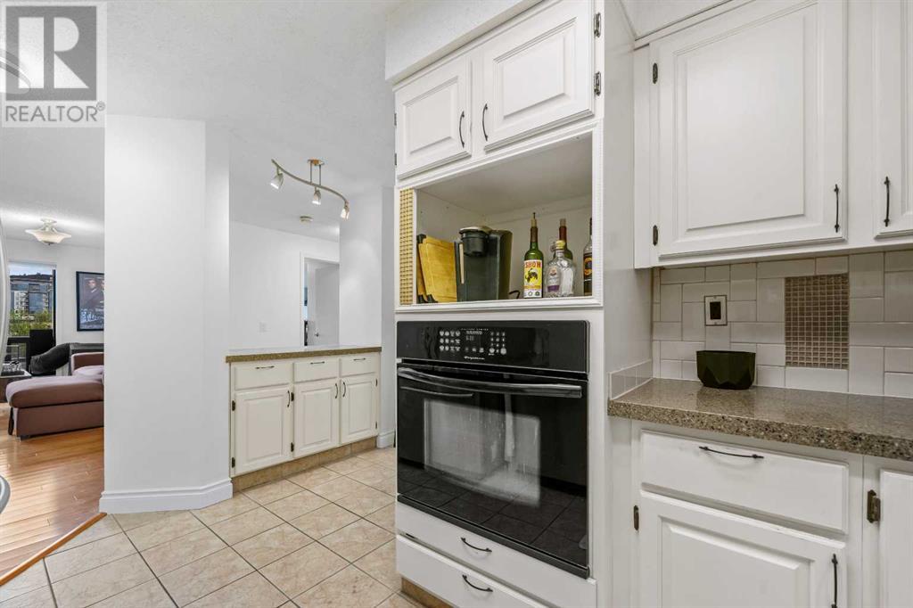 Single Family House for Sale in   Meredith Road NE Crescent Heights Calgary 