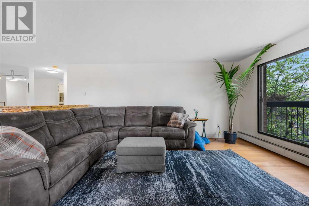 Single Family House for Sale in   Meredith Road NE Crescent Heights Calgary 