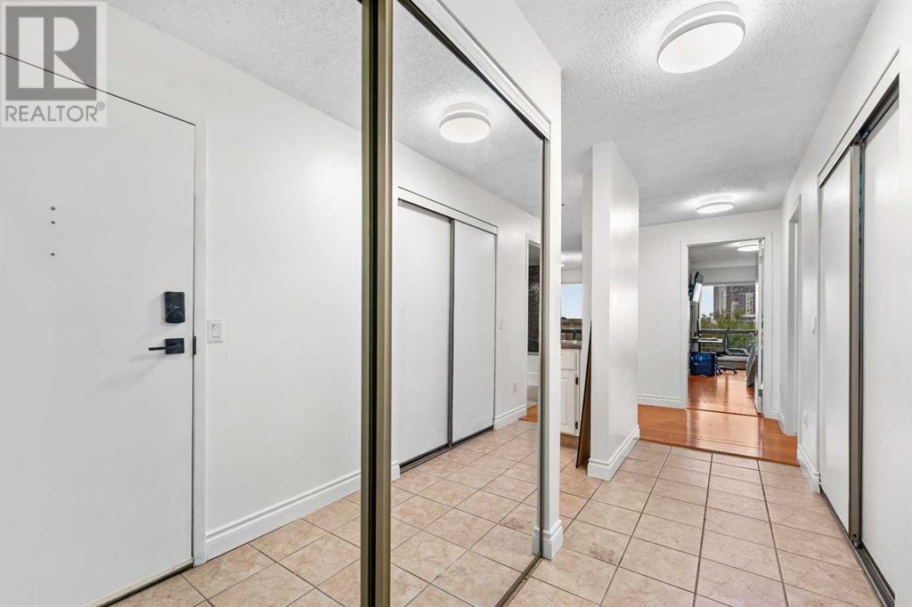 Single Family House for Sale in   Meredith Road NE Crescent Heights Calgary 