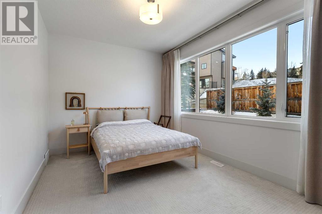 Single Family House for Sale in  Elkton Way SW Springbank Hill Calgary 