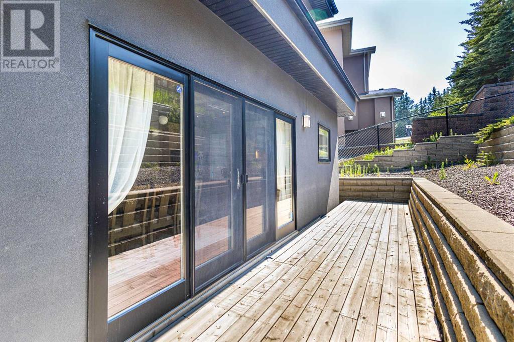 Single Family House for Sale in  Elkton Way SW Springbank Hill Calgary 