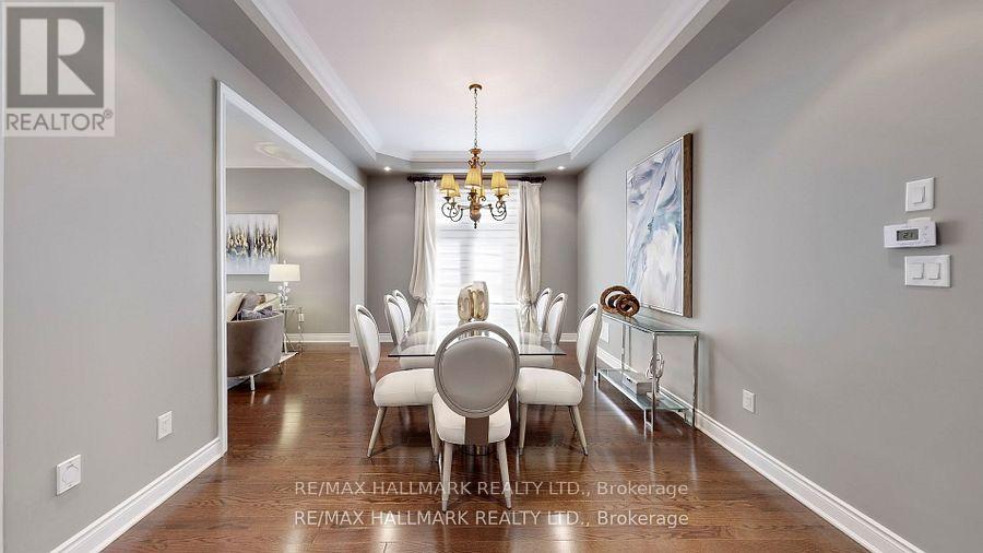 Single Family House for Sale in  SIR STEVENS DRIVE Vaughan (Patterson) 