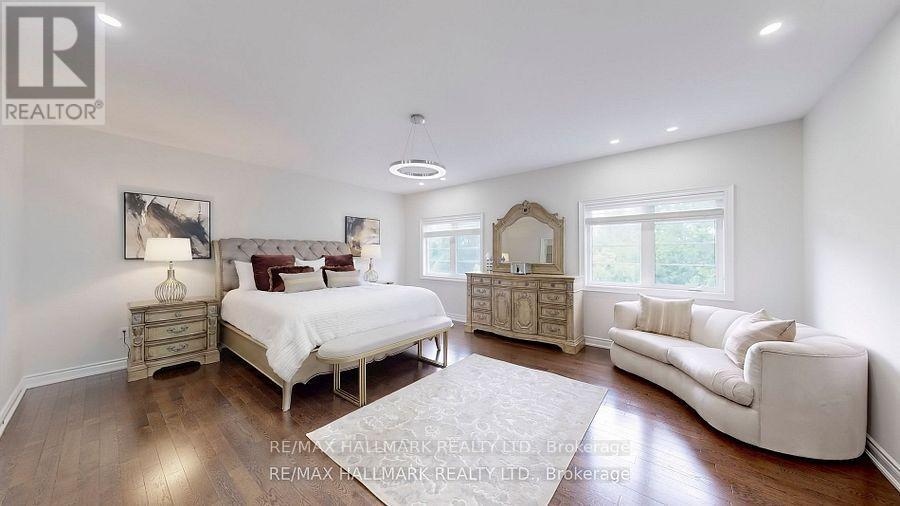 Single Family House for Sale in  SIR STEVENS DRIVE Vaughan (Patterson) 