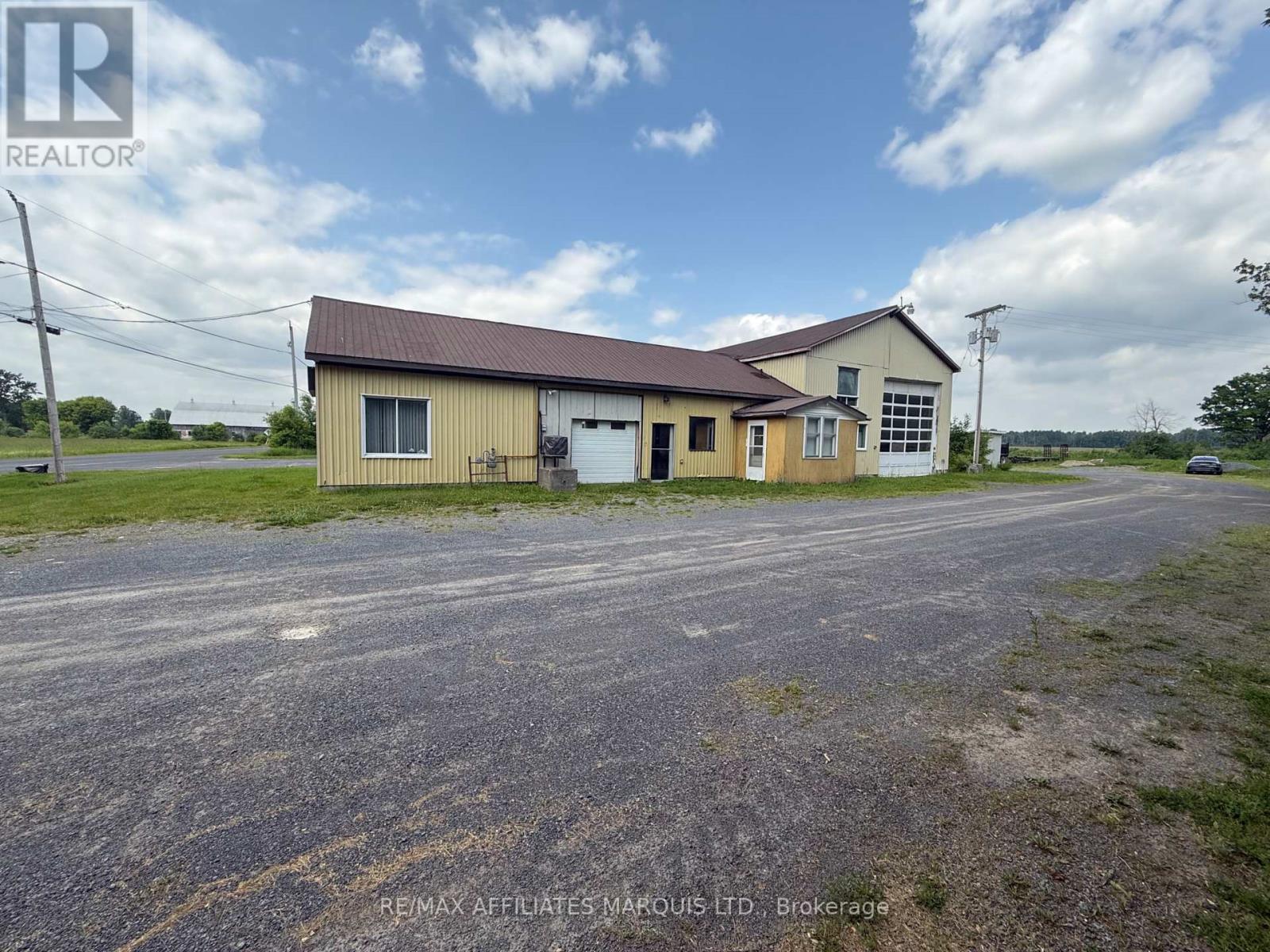Photo 9 of 17295 Valade Road, South Stormont ON
