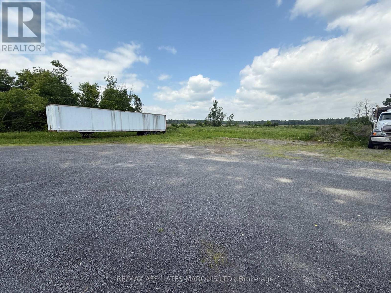 Photo 2 of 17295 Valade Road, South Stormont ON