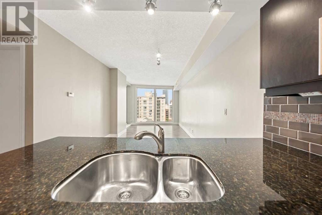 Single Family House for Sale in    Avenue SW Beltline Calgary 