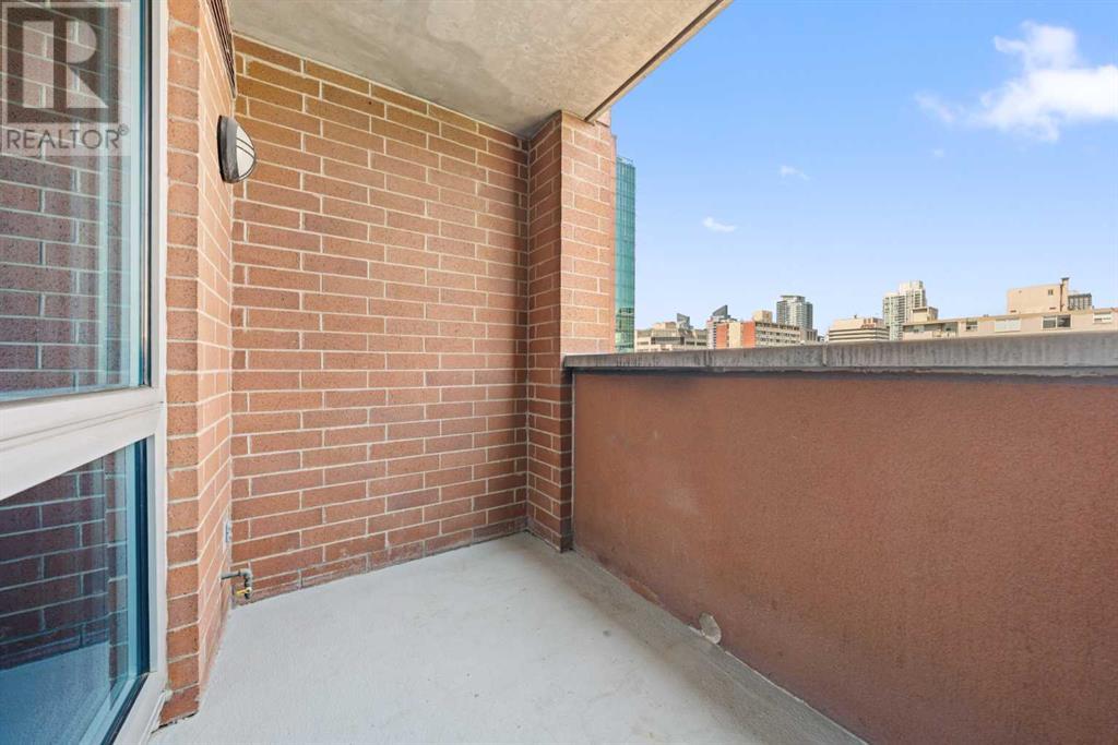 Single Family House for Sale in    Avenue SW Beltline Calgary 