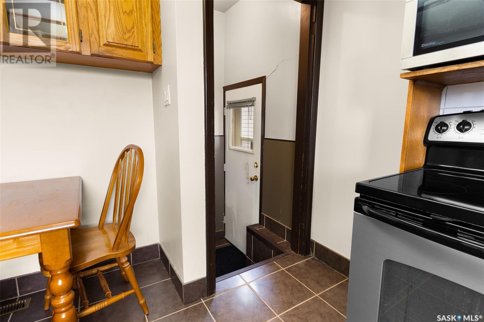 Single Family House Bungalow for Sale in  ROYAL STREET Regina 