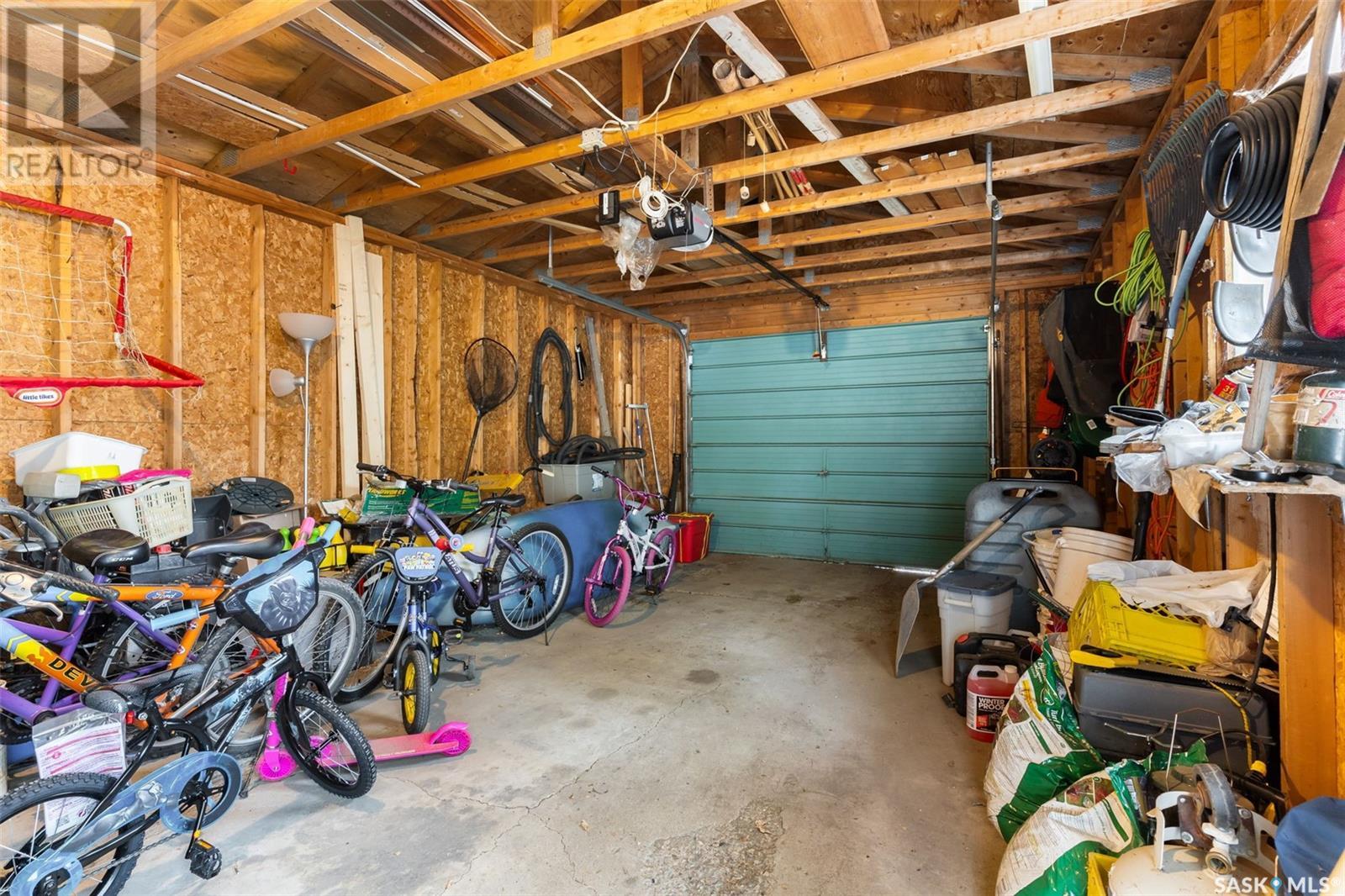 Single Family House Bungalow for Sale in  ROYAL STREET Regina 