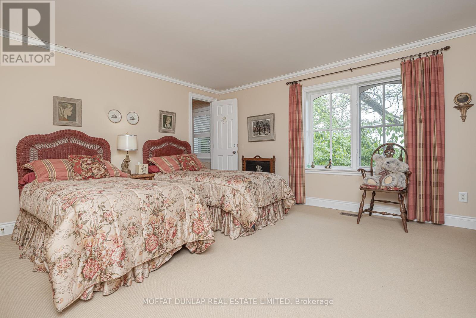 Photo 14 of 14285 8th Concession Road, King ON