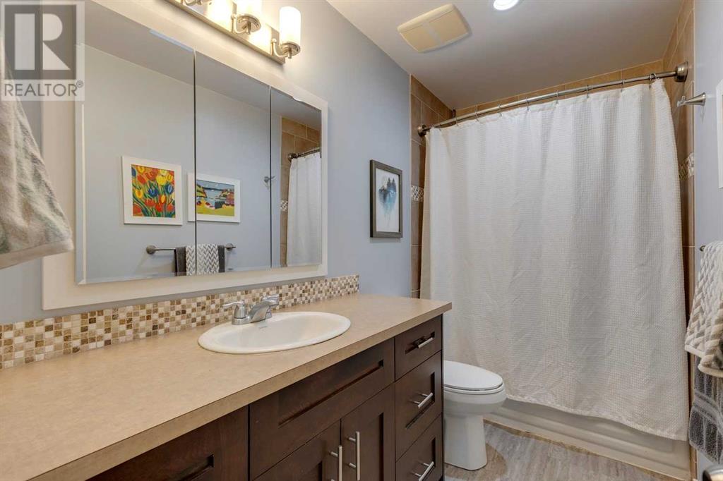 Single Family House Bungalow for Sale in  Wimbledon Crescent SW Wildwood Calgary 