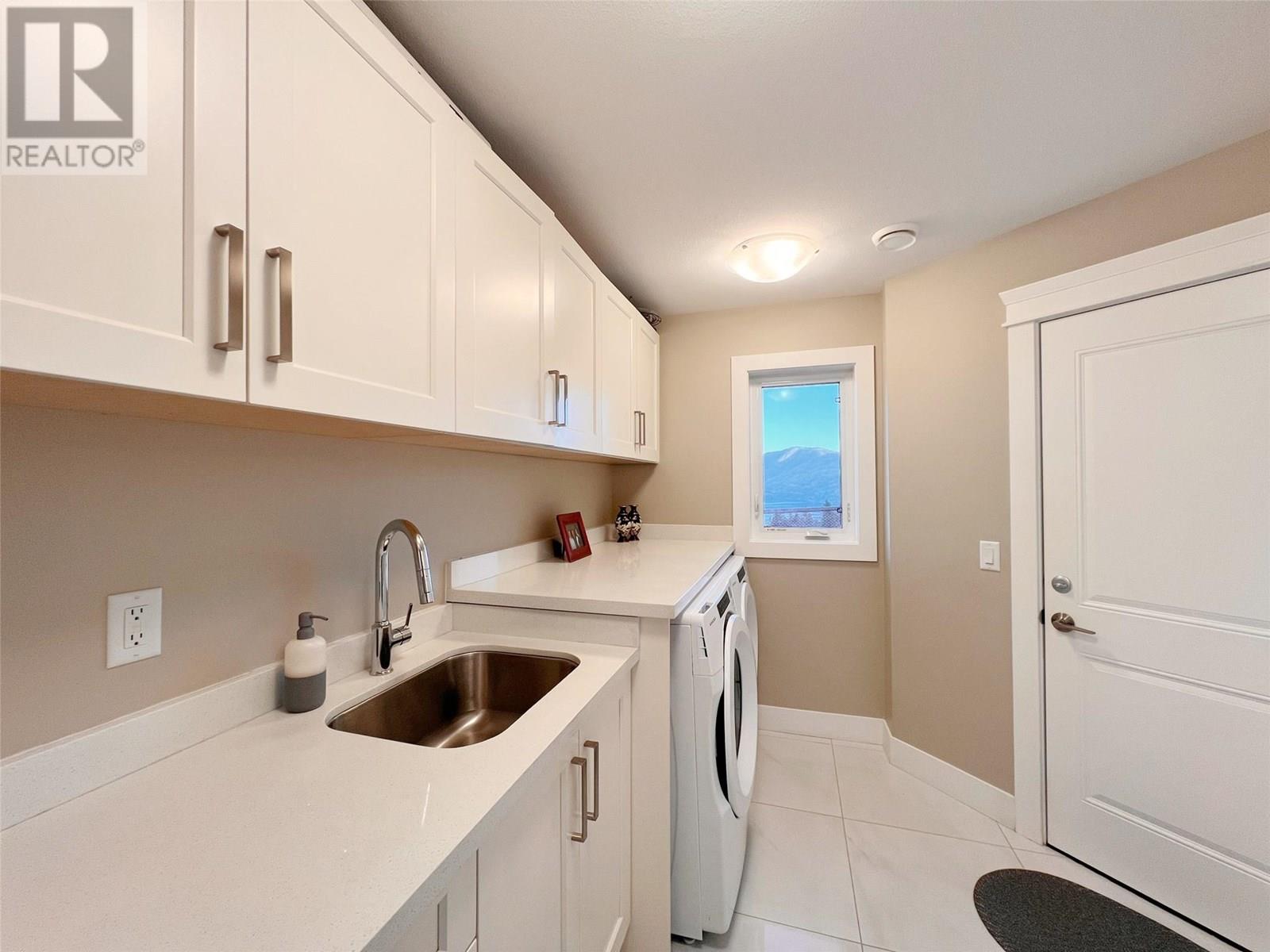  6018 Fulks Road, Peachland