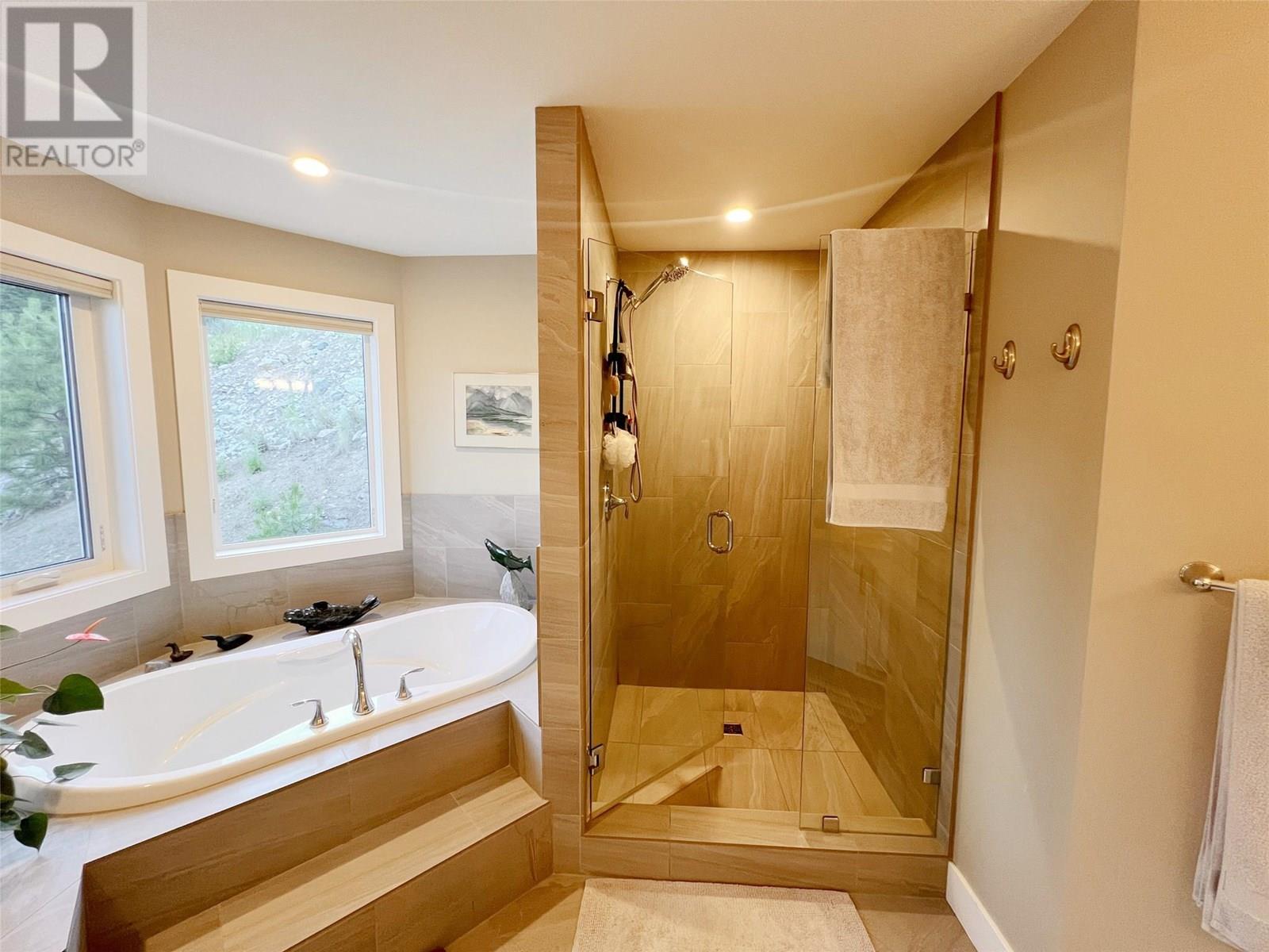 6018 Fulks Road, Peachland